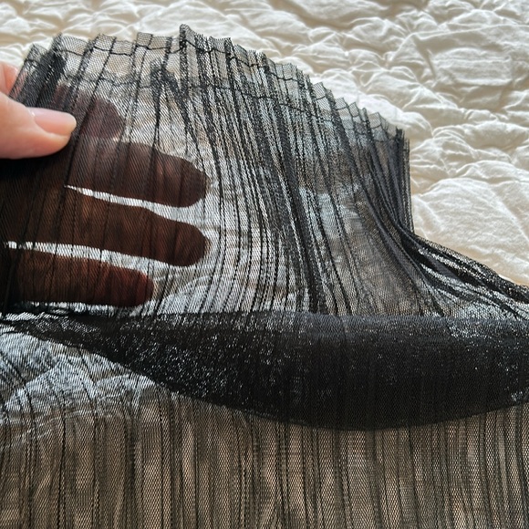 Mesh Top NWOT - Picture 2 of 6